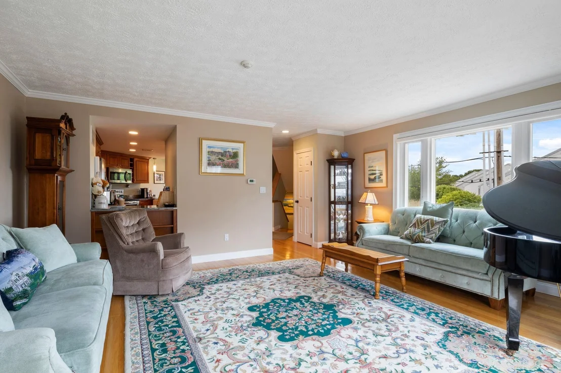 Photo of Unit 6 at 939 Ocean