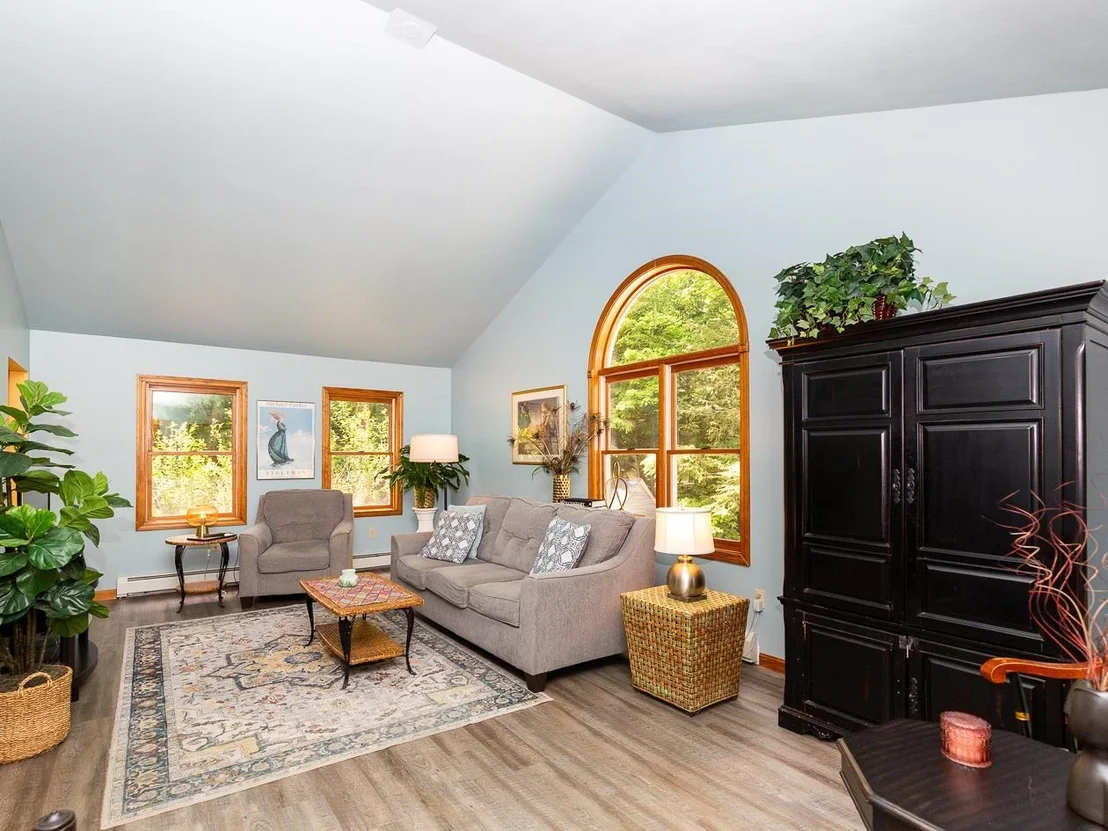 Photo of 6 Tamarack