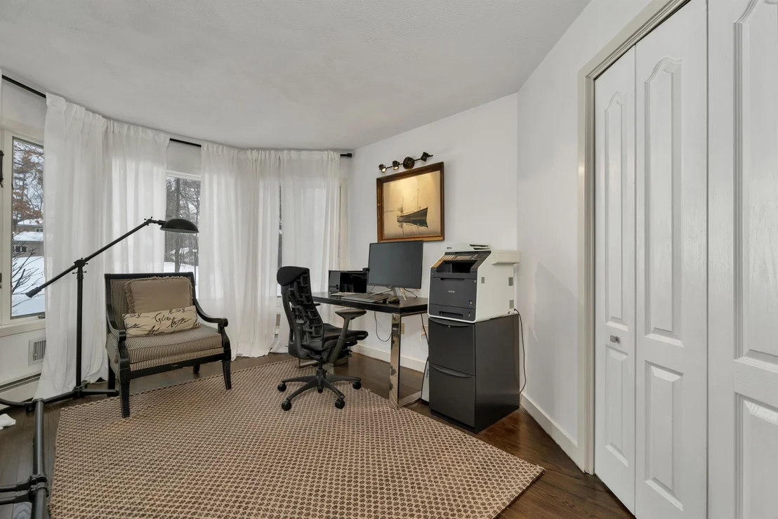 Photo of 16 Fox Run