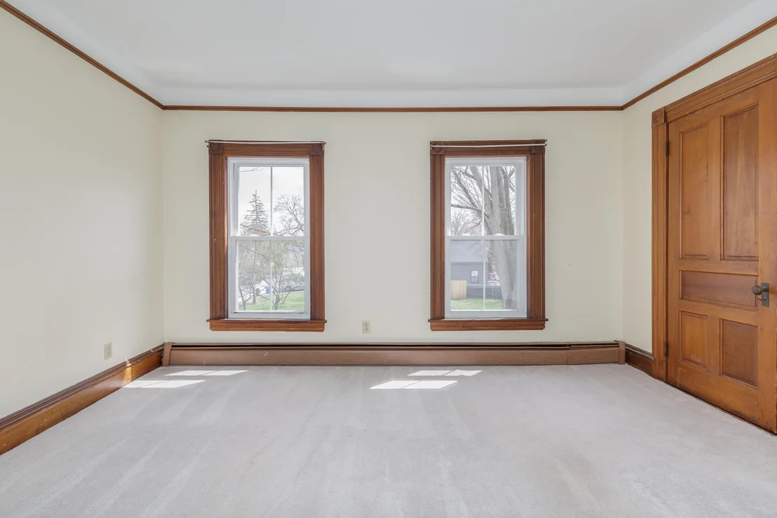 Photo of 8 Princeton
