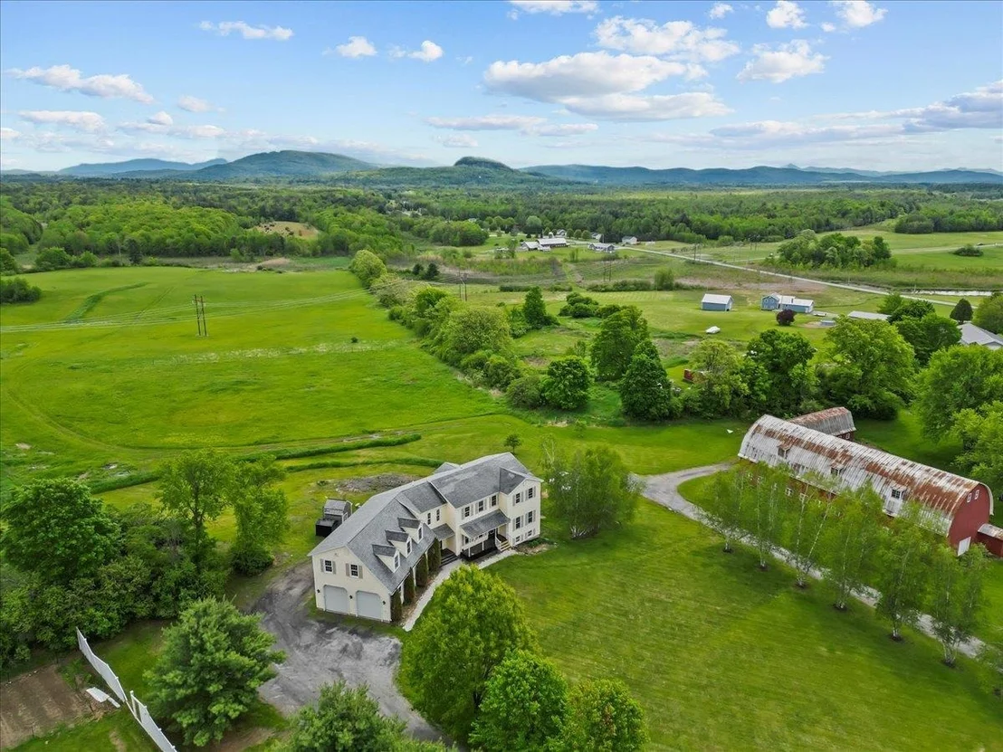 Photo of 413 Hibbard