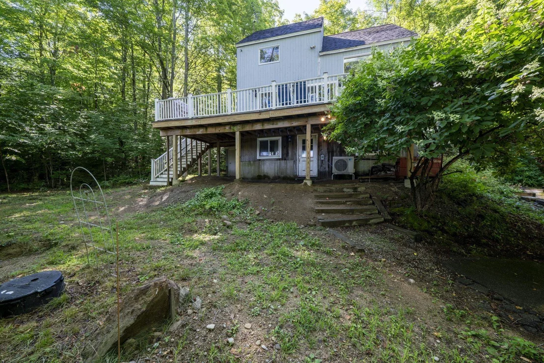 Photo of 136 Summit