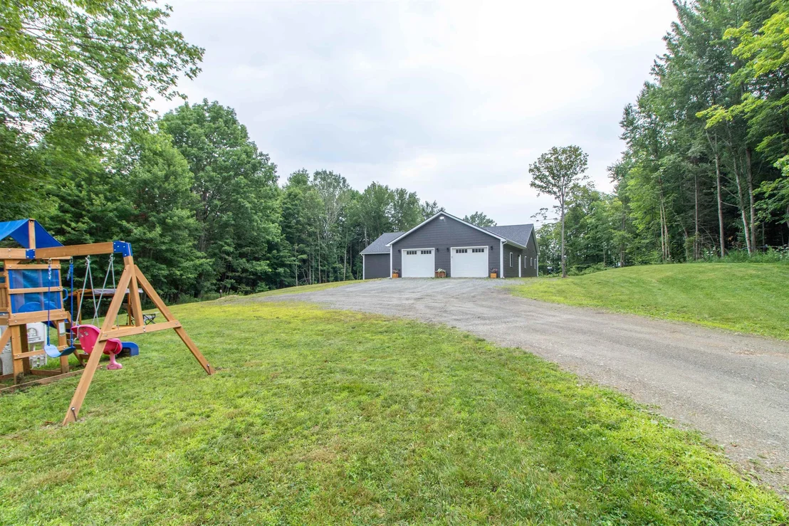 Photo of 559 Spencer Hill