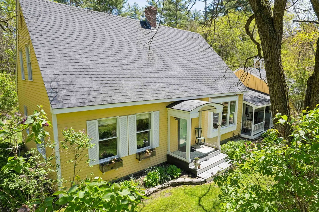 Photo of 71 Old Oak
