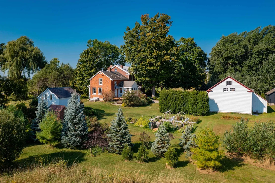 Photo of 888 Botsford