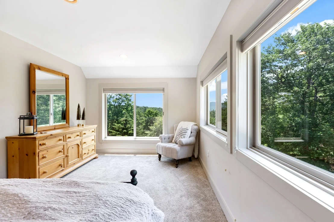 Photo of 476 Dix
