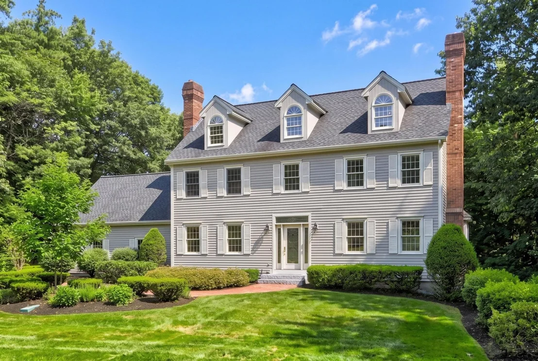 Photo of 8 Bear Hill