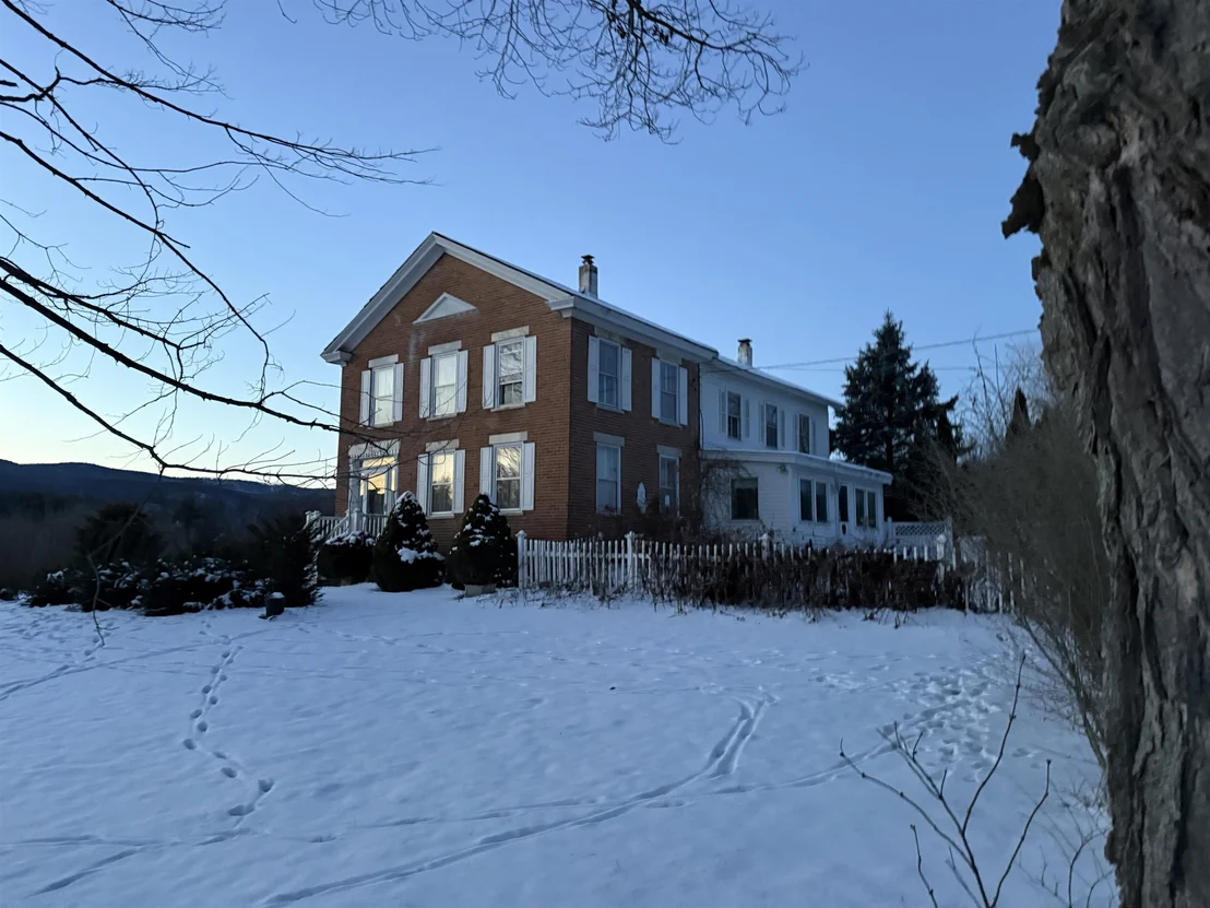 Photo of 6614 Main