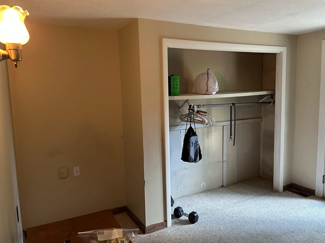 Photo of 220 Monadnock