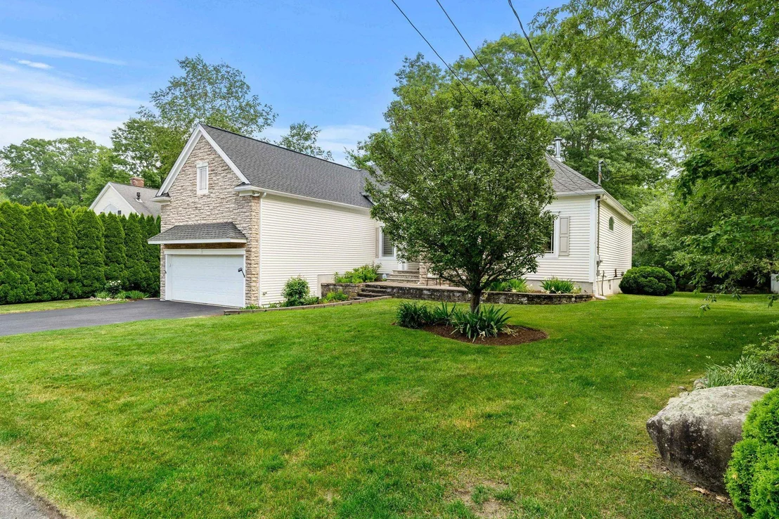 Photo of 20 Huckleberry