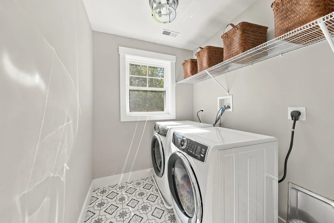 Photo of 141 Londonderry