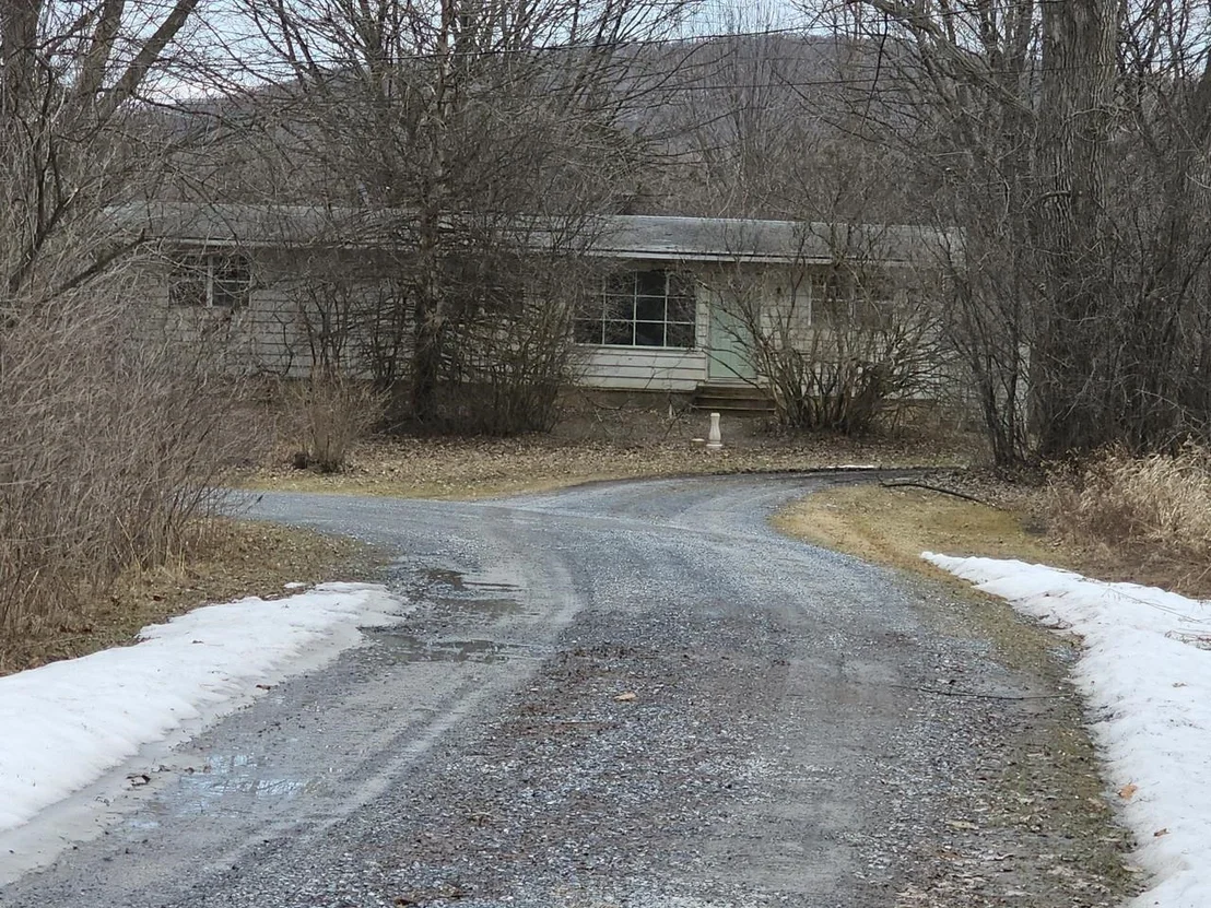 Photo of 3597 Lake