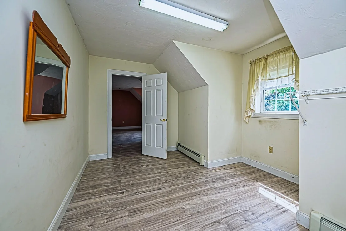 Photo of 72 Tenney