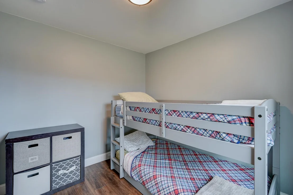 Photo of 8 Champney