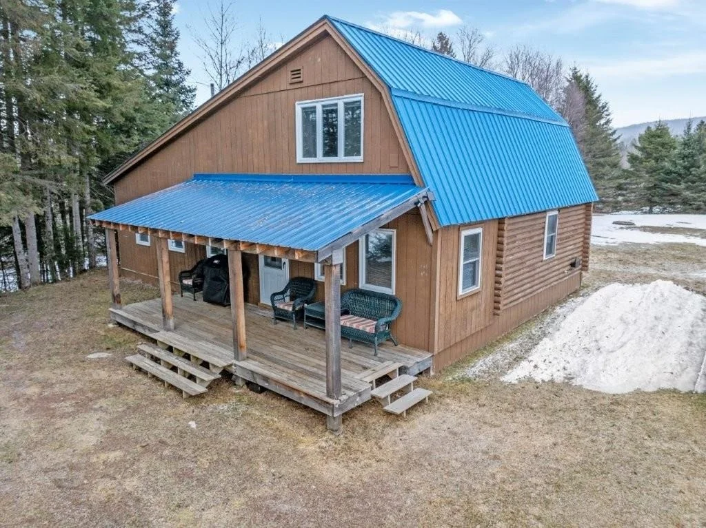 Photo of 2142 Halls Stream
