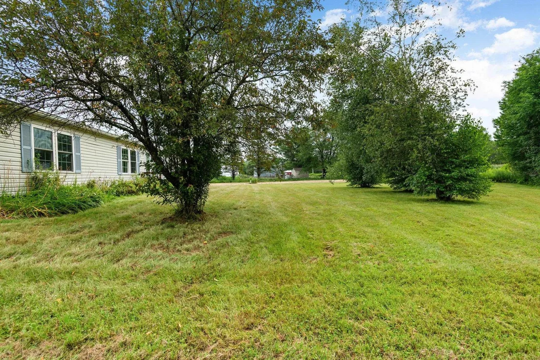 Photo of 425 Mountain View