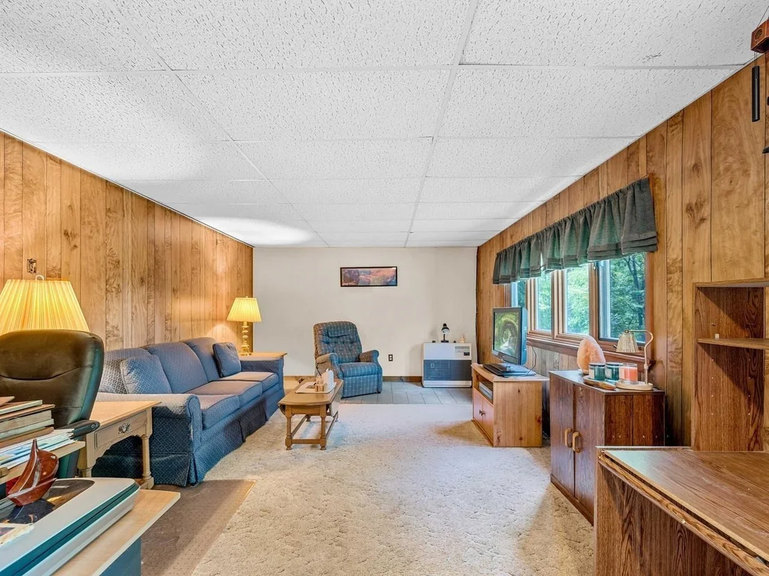 Photo of 2403 Crosstown