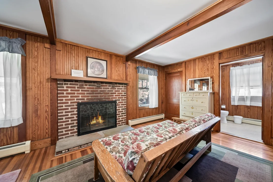 Photo of 28 Pine Colony