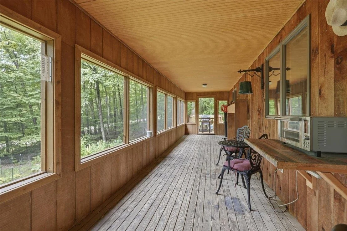 Photo of 17 Forest Ridge