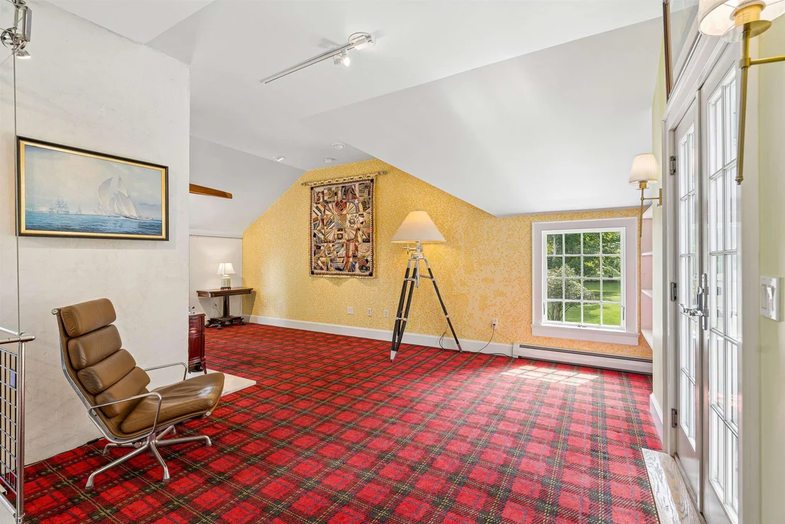 Photo of 408 Ridge