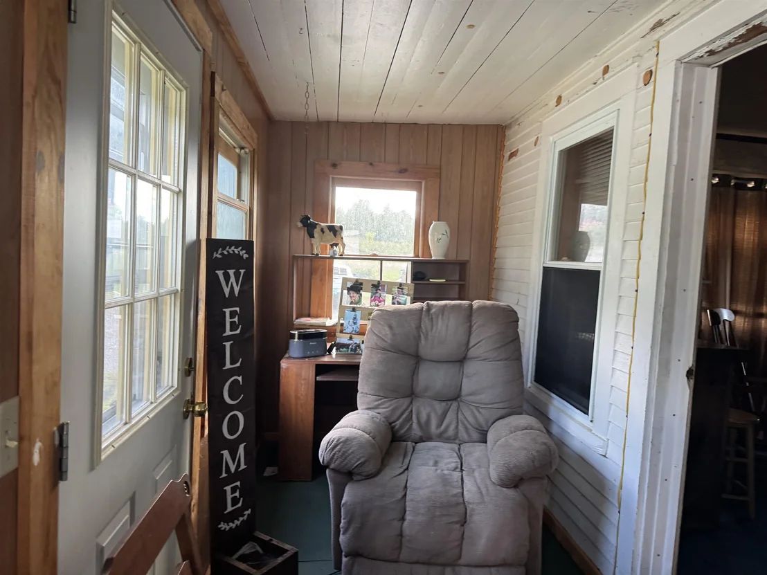 Photo of 166 Perley