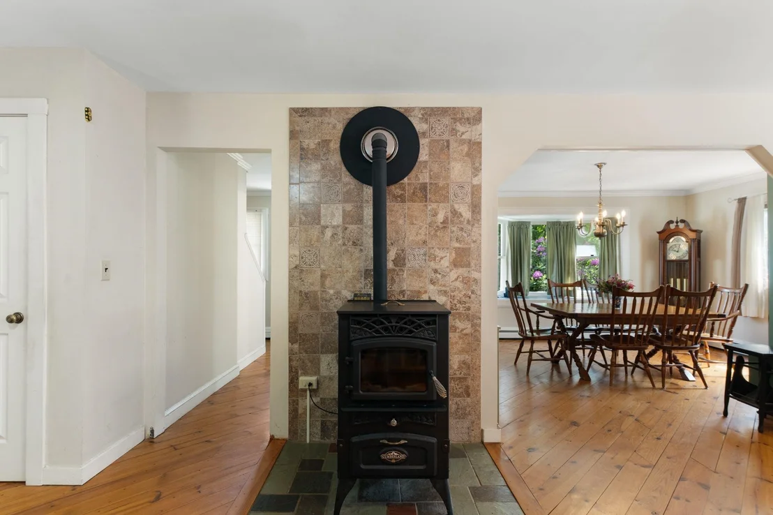 Photo of 3333 West River