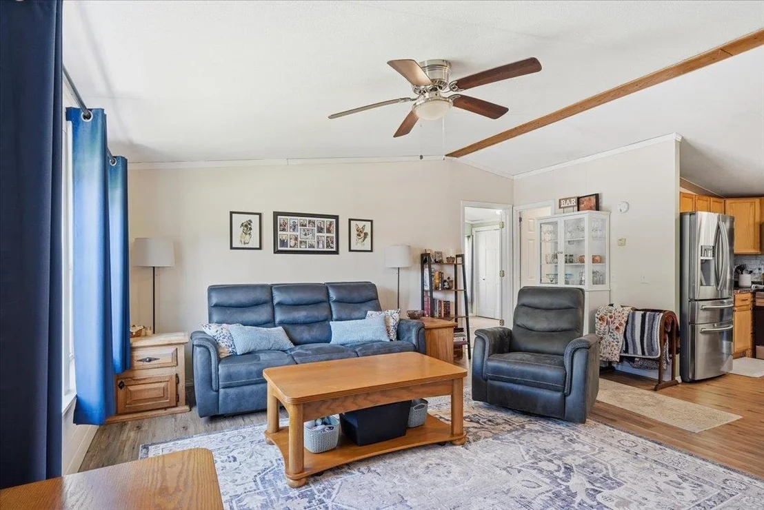 Photo of 737 Porterwood