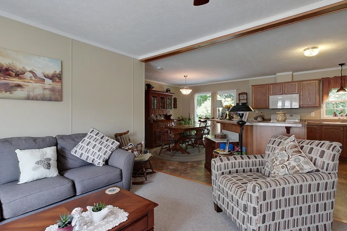 Photo of 6 Mapleshade