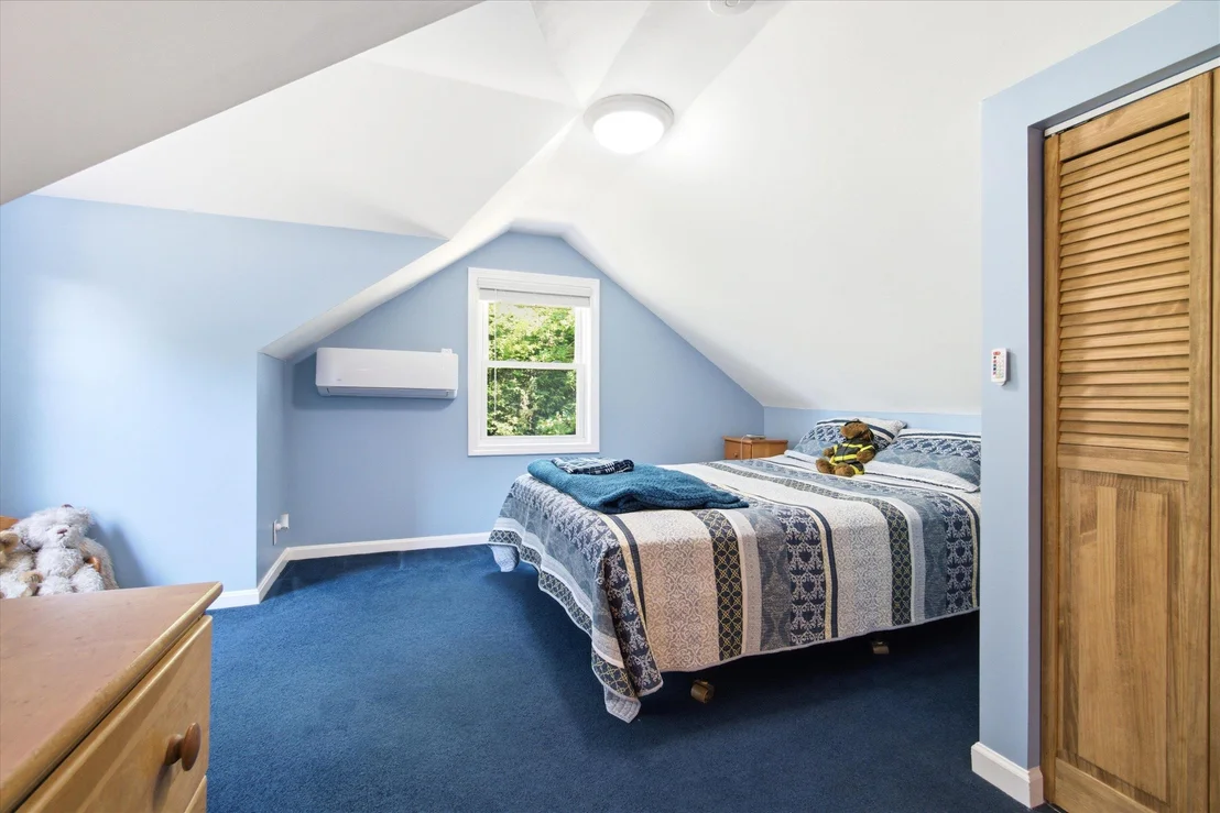 Photo of 30 Danis Park