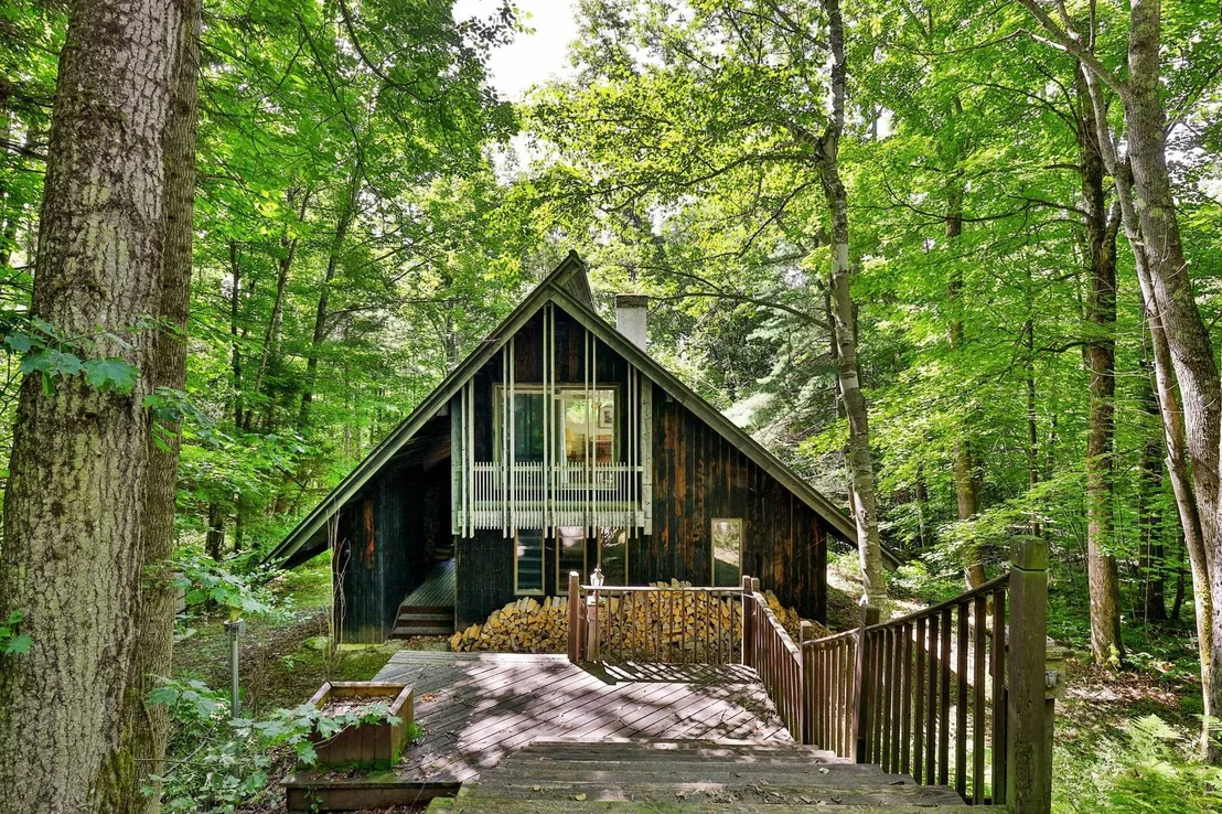 Photo of 212 Falcon Loop East