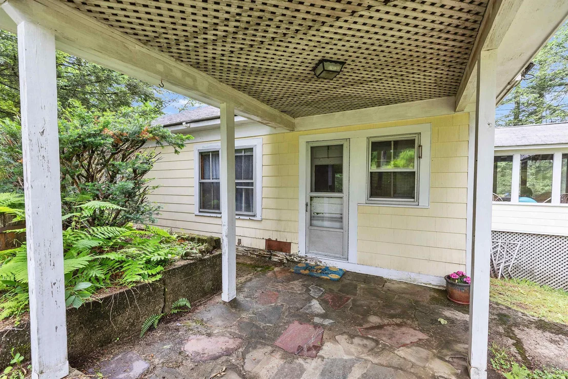 Photo of 71 Headlands