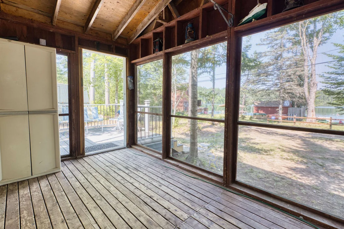 Photo of 53 White Pond