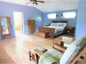 Photo of 42 Red Barn