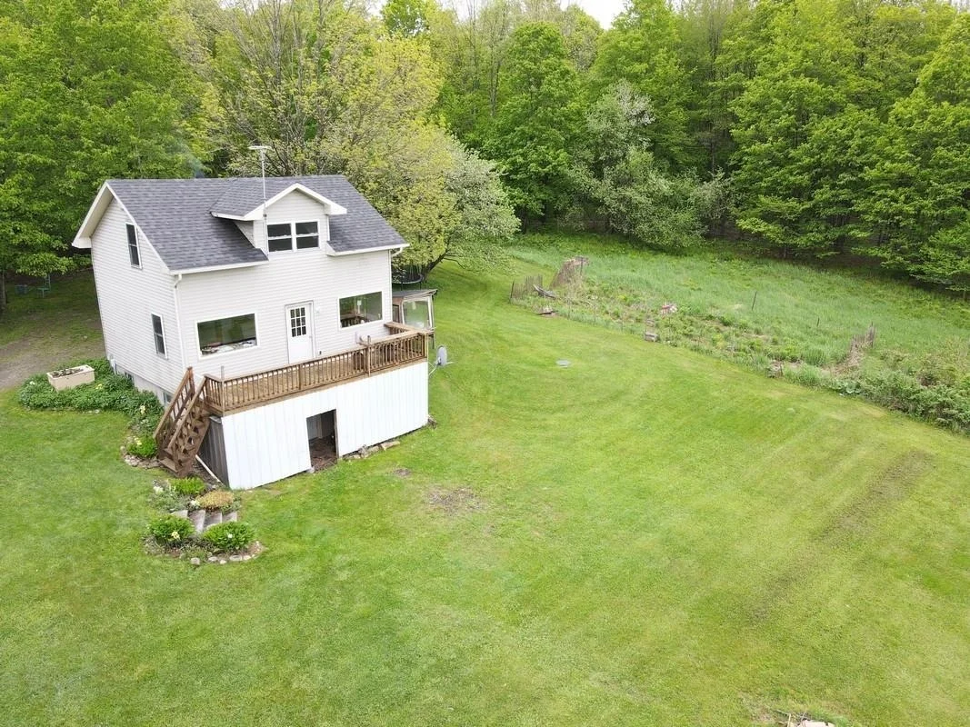 Photo of 760 Spencer Hill