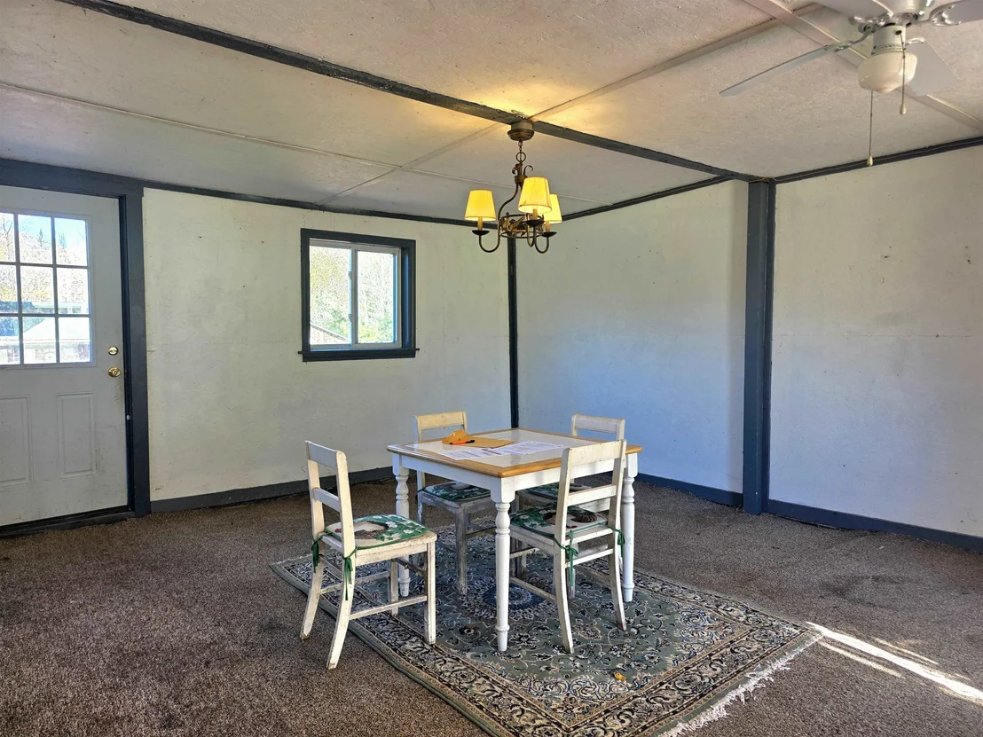 Photo of 360 Pond Hill
