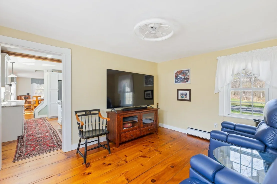 Photo of 660 Forristall