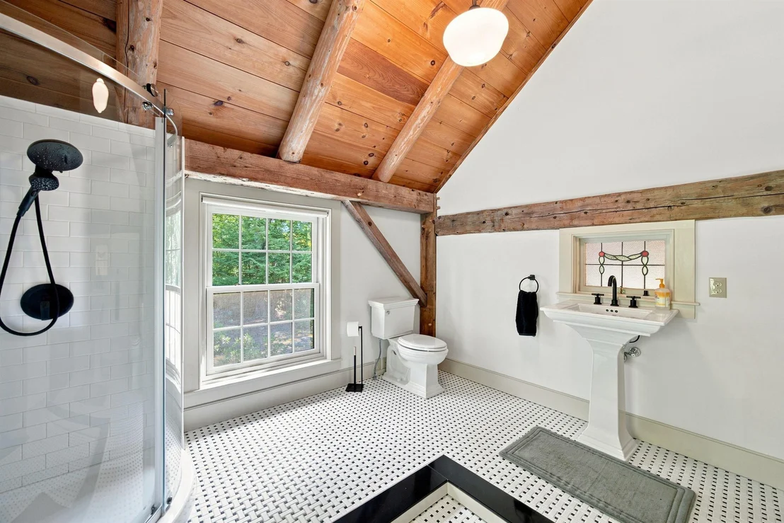 Photo of 369 Stoddard