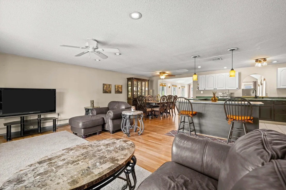 Photo of 240 Hampstead
