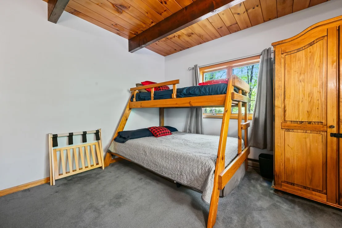 Photo of 275 Glen Ledge