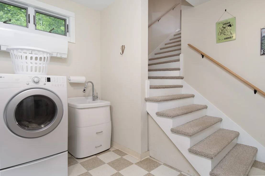 Photo of 325 Dean Hill