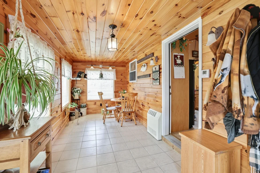 Photo of 348 Maple