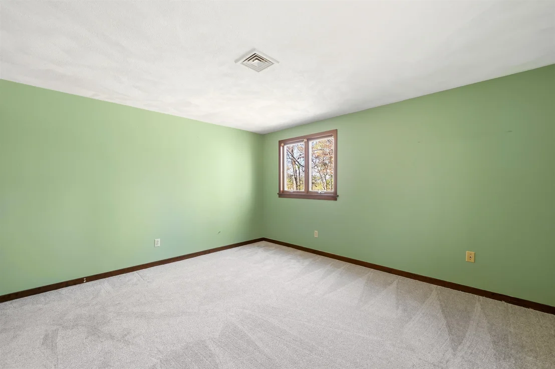 Photo of 88 Meetinghouse
