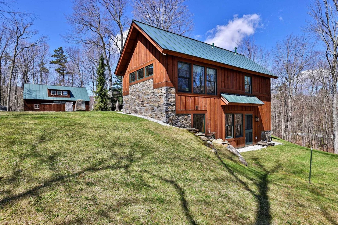 Photo of 520 Barrows Towne