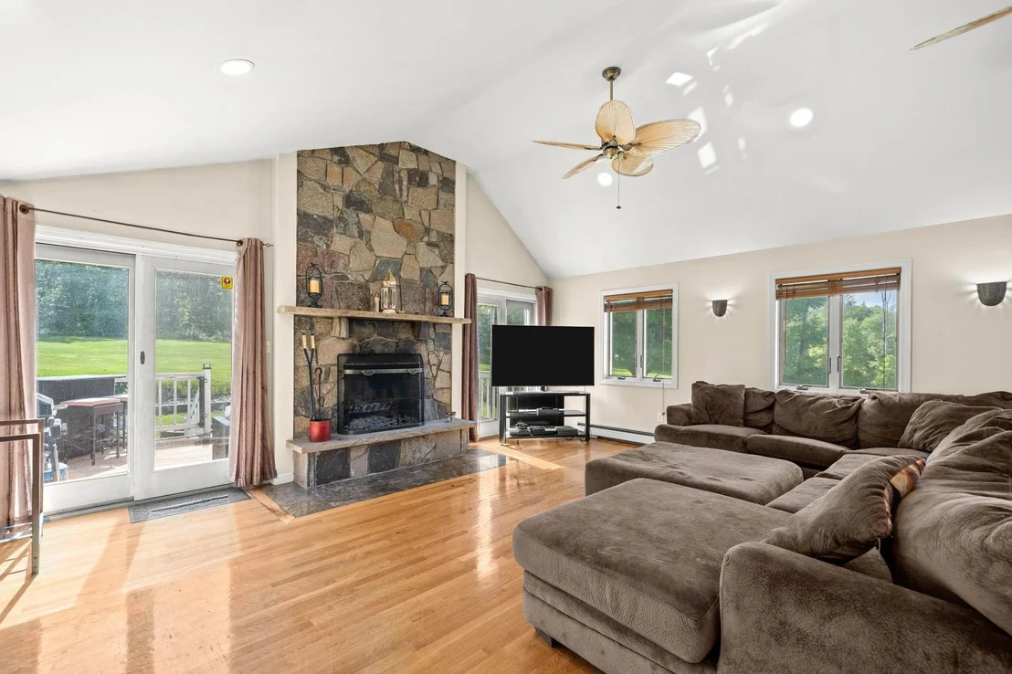 Photo of 240 Hampstead