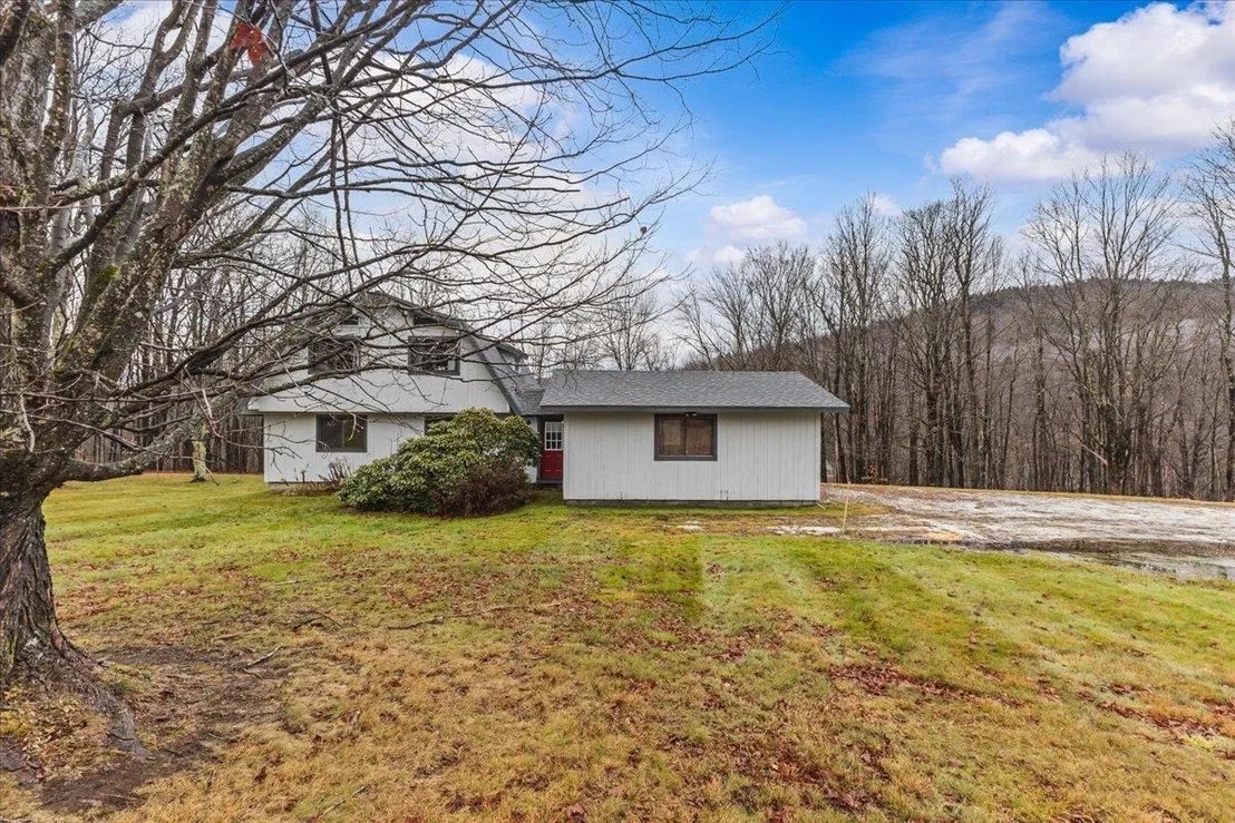 Photo of 953 Lincoln Gap