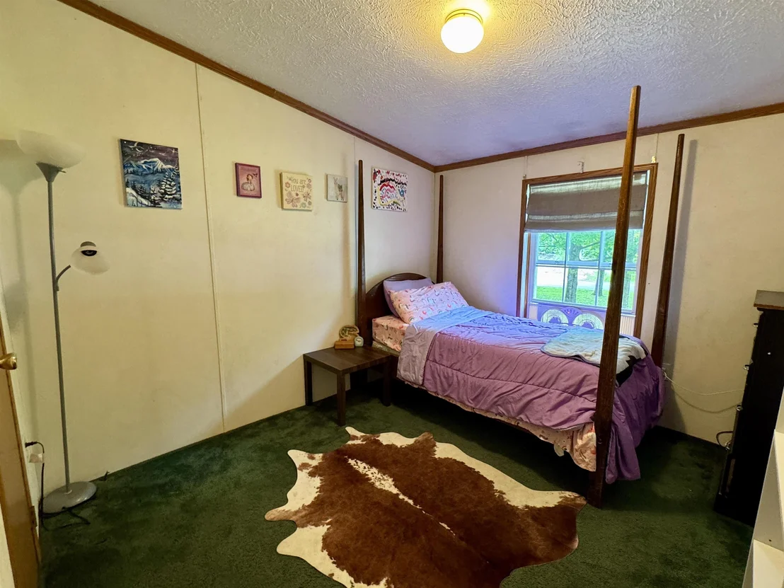 Photo of 2276 Gore