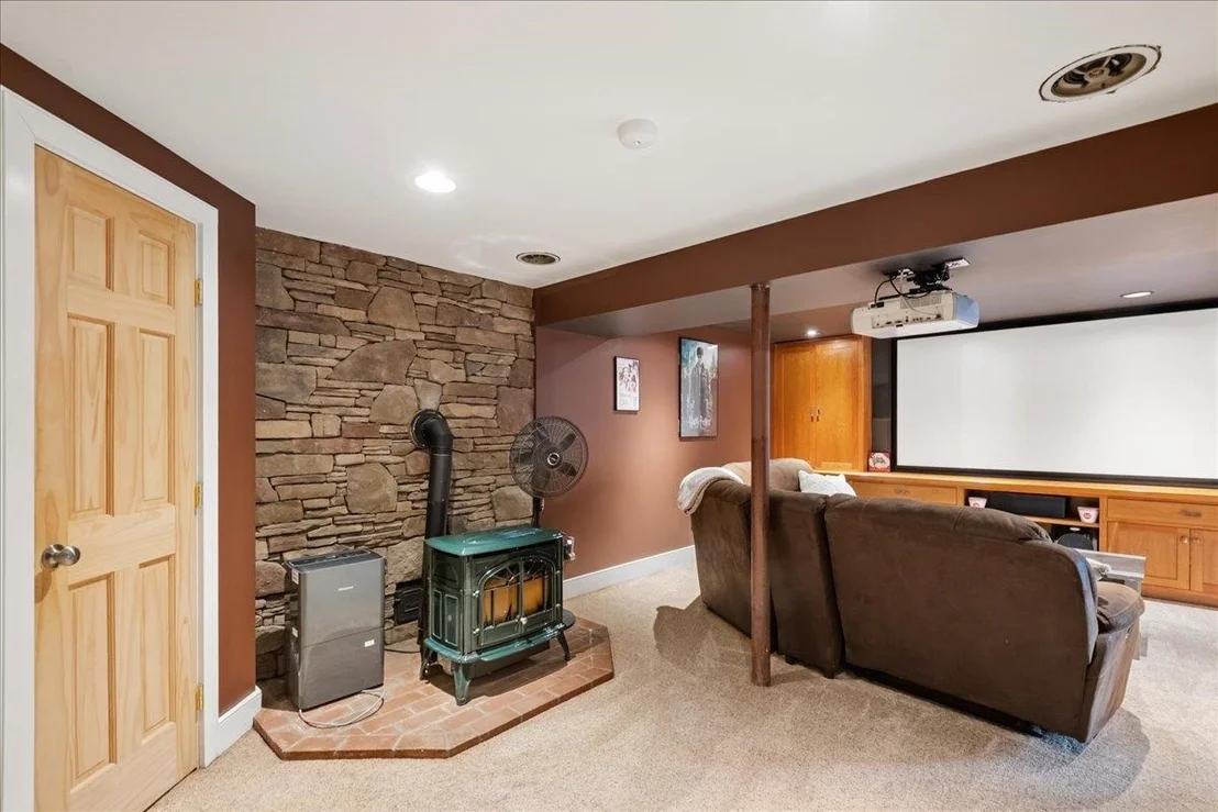 Photo of 381 Bennett