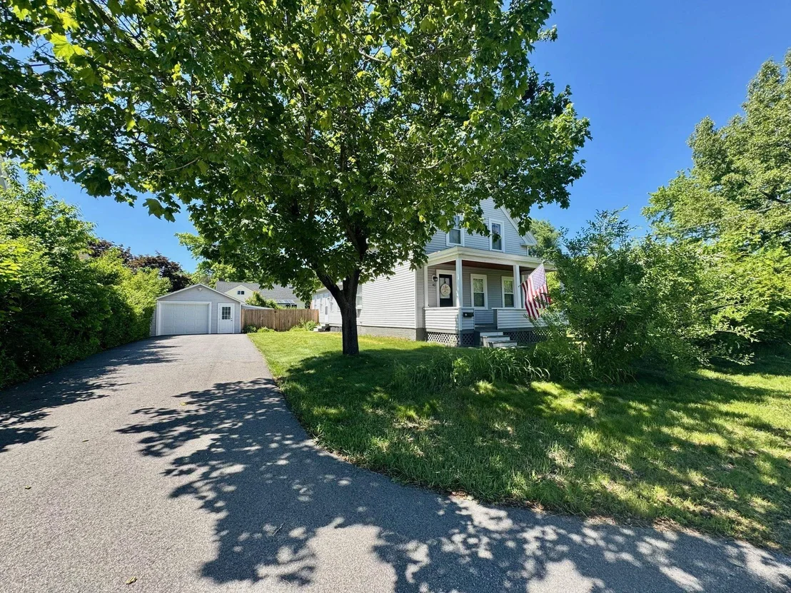 Photo of 42 Pine