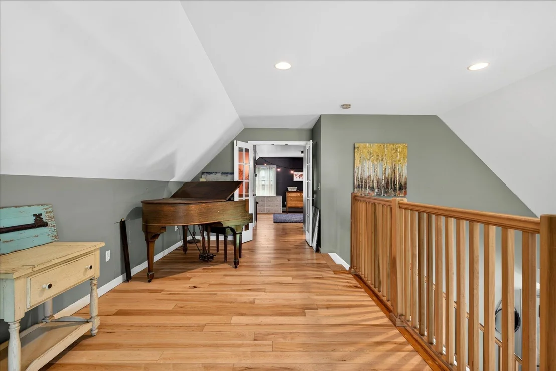 Photo of 121 Hull