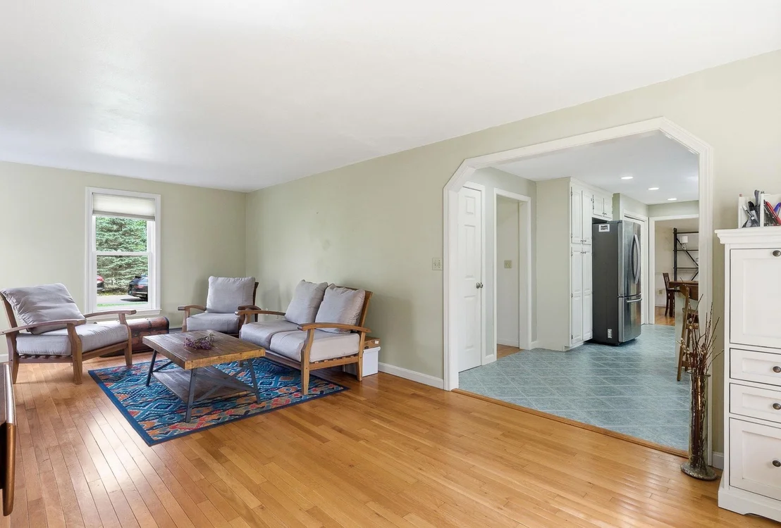 Photo of 25 Buttonwood
